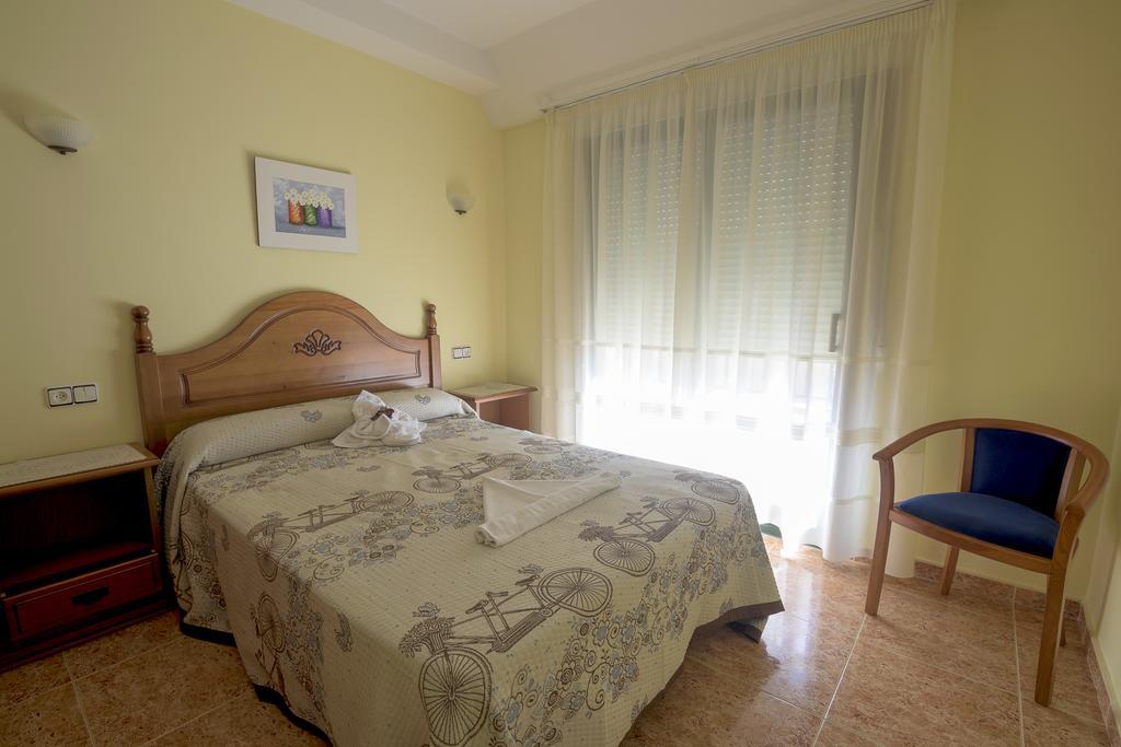 Hostal O Camouco Portonovo Exterior photo